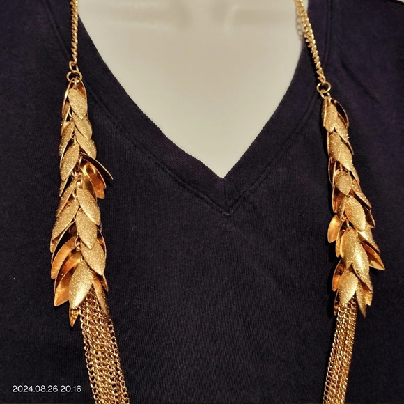 Women's Gold Tone Fashion Statement Multi Strand Leaf Petal Necklace - Picture 2 of 10
